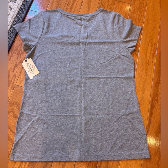 •5 for 20• St. John’s Bay Graphic Tee Womens Size Small NWT - Picture 2 of 3